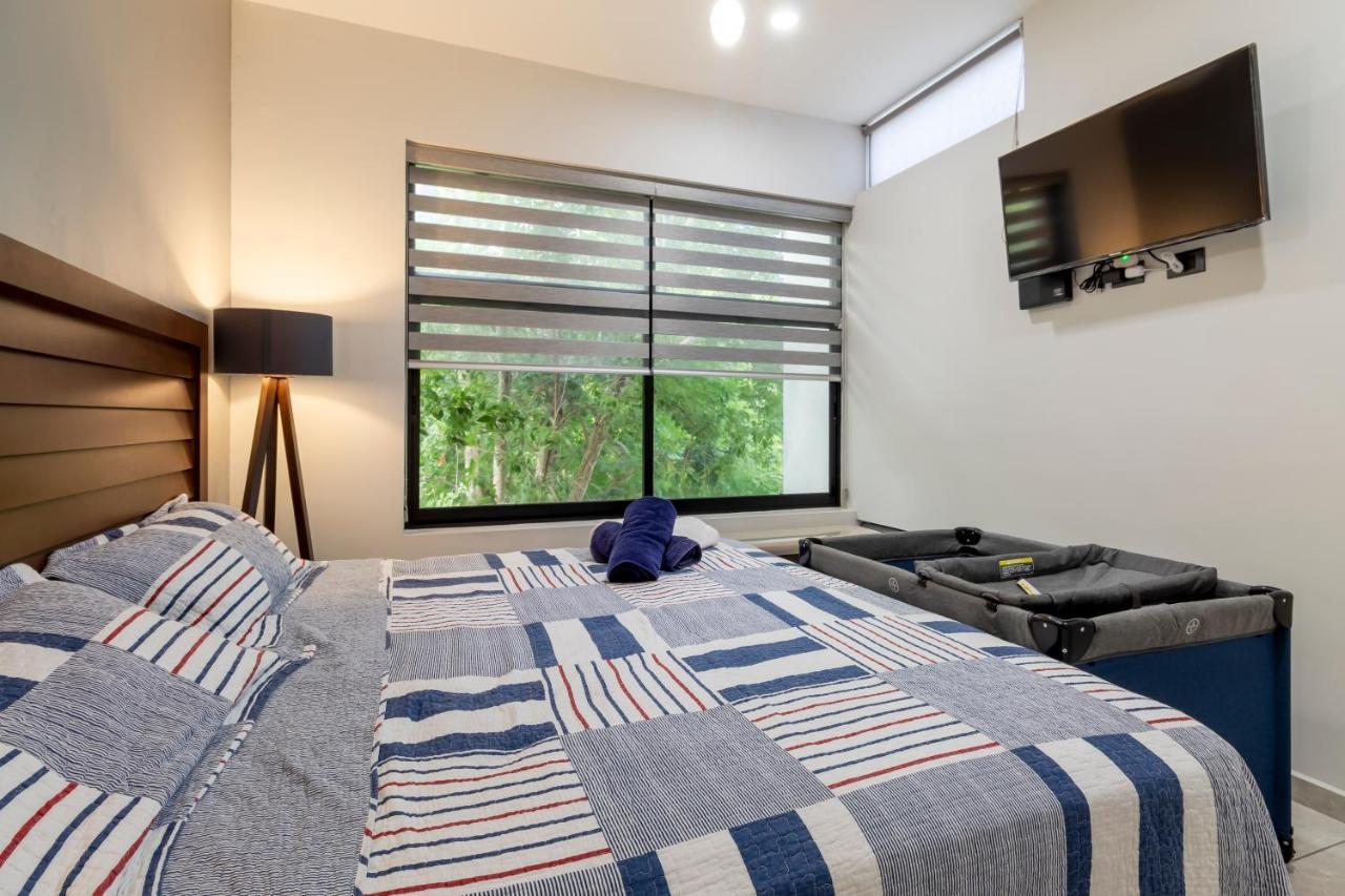 Casa El Cielo, *